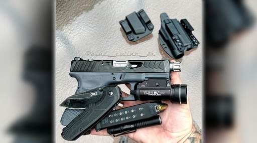 Why Carry An Extra Magazine?